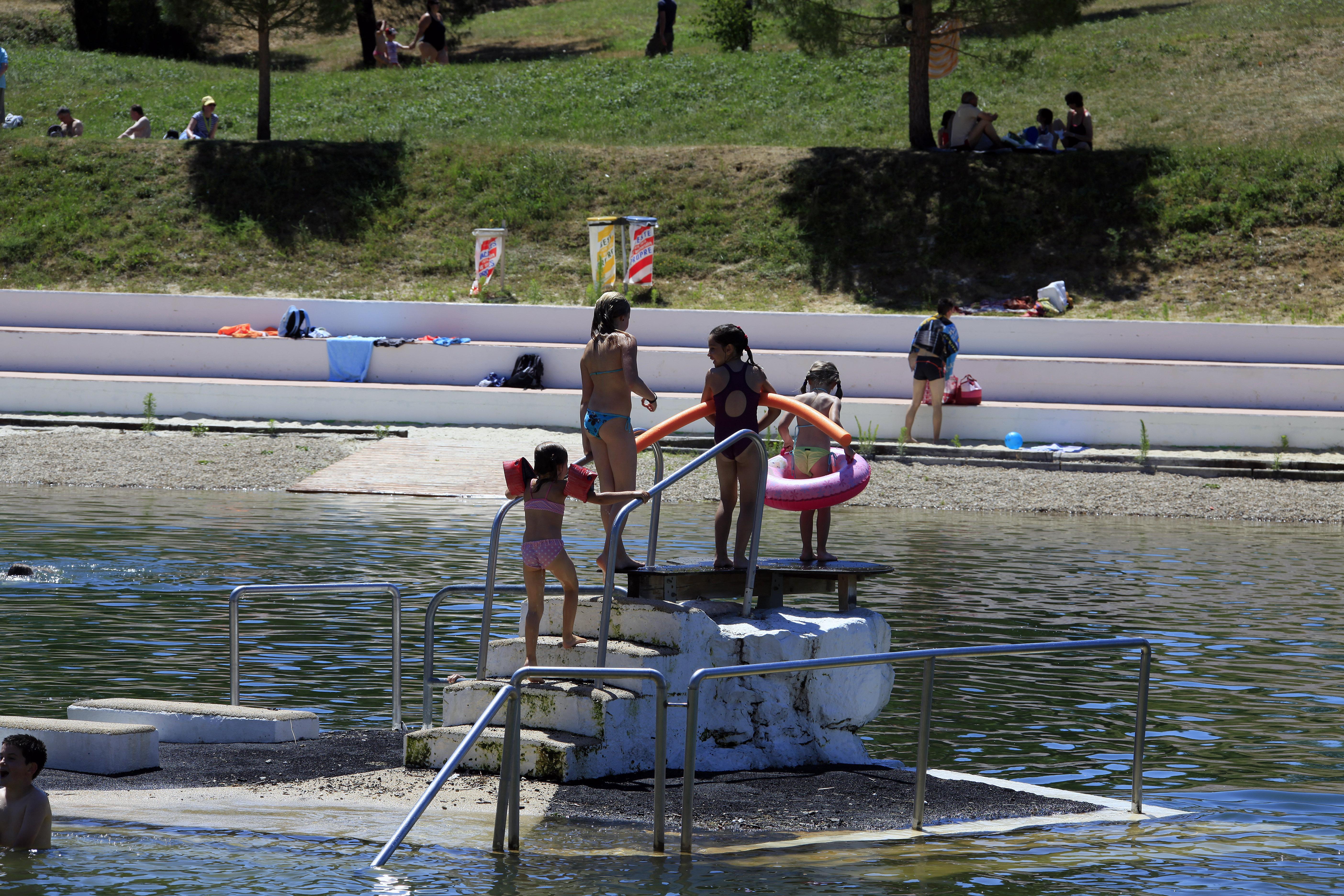 Terres De France - Les Hameaux Des Lacs Monclar-de-Quercy エクステリア 写真