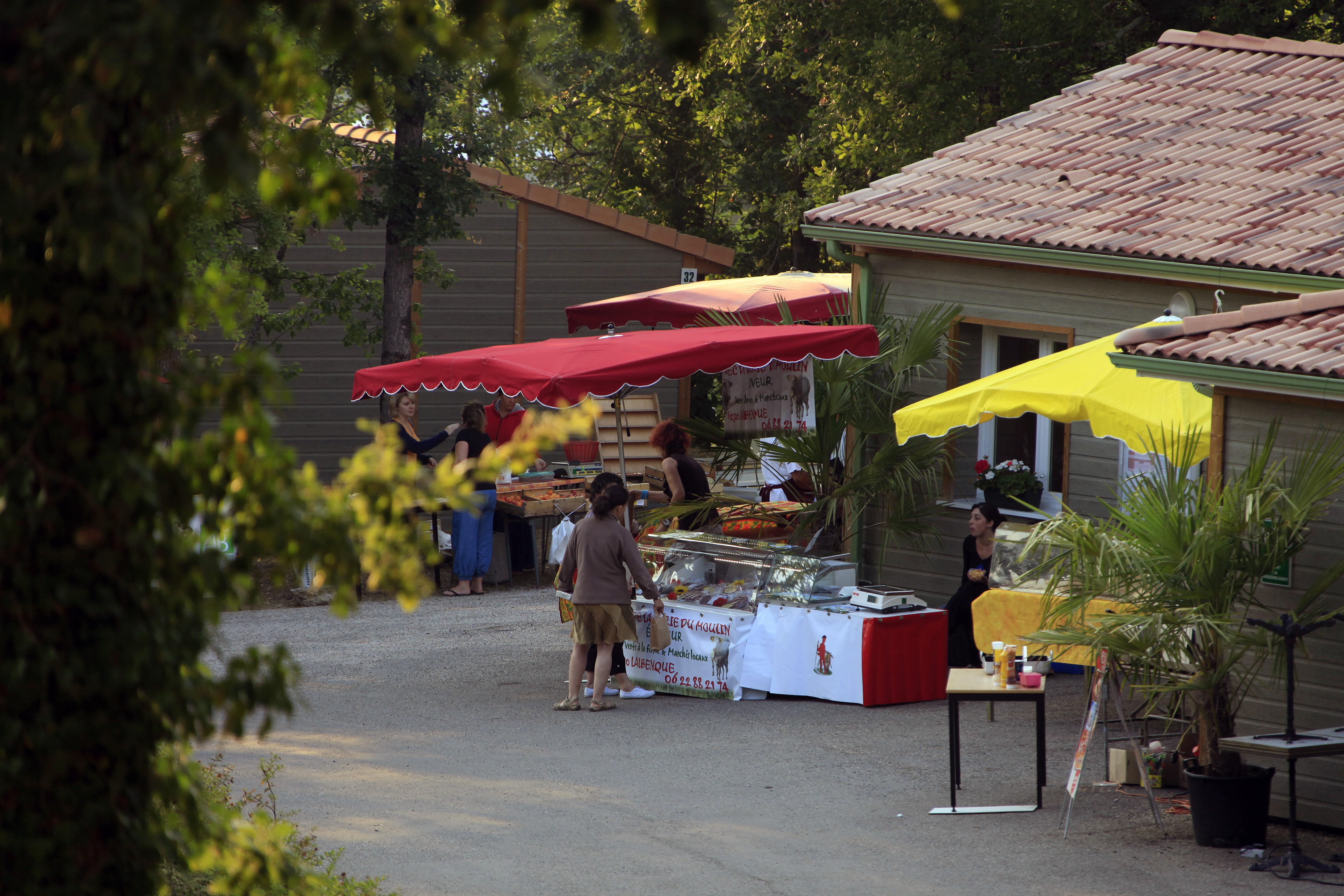 Terres De France - Les Hameaux Des Lacs Monclar-de-Quercy エクステリア 写真
